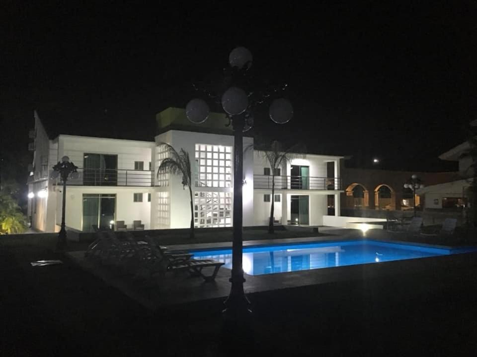 Hotel Suite Las Valkirias Crucecita  Exterior foto