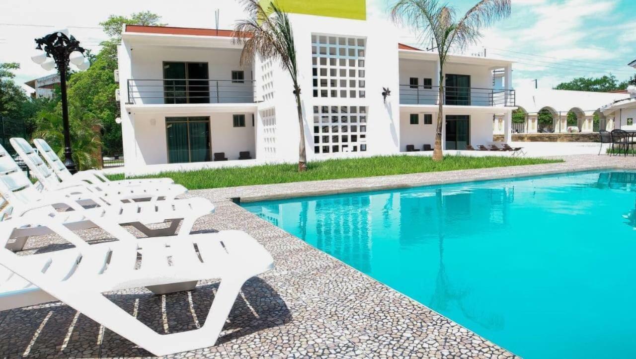 Hotel Suite Las Valkirias Crucecita  Exterior foto